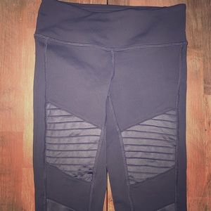 ALO XS MOTO YOGA PANTS - excellent condition